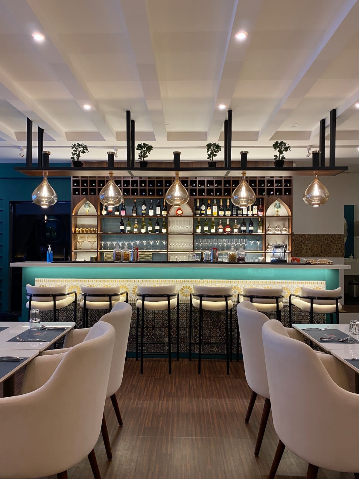 Maffei Kitchen dining room